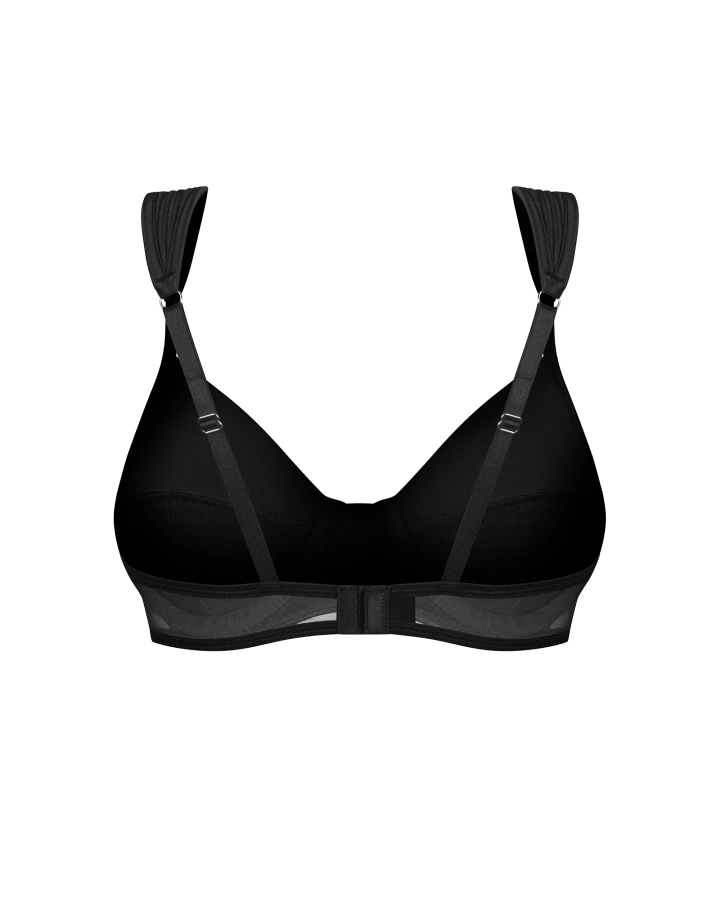 Bra with paddes cups